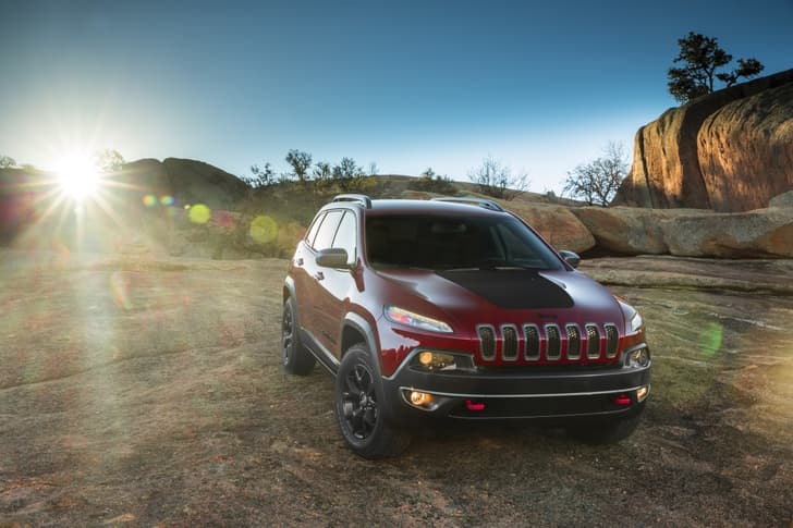 New Jeep Cherokee photo gallery